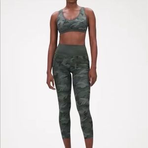 GapFit High Rise Leggings Sculpt Revolution Cami
